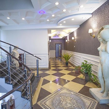 Golden Seconds Hotel Yerevan Ngoại thất bức ảnh