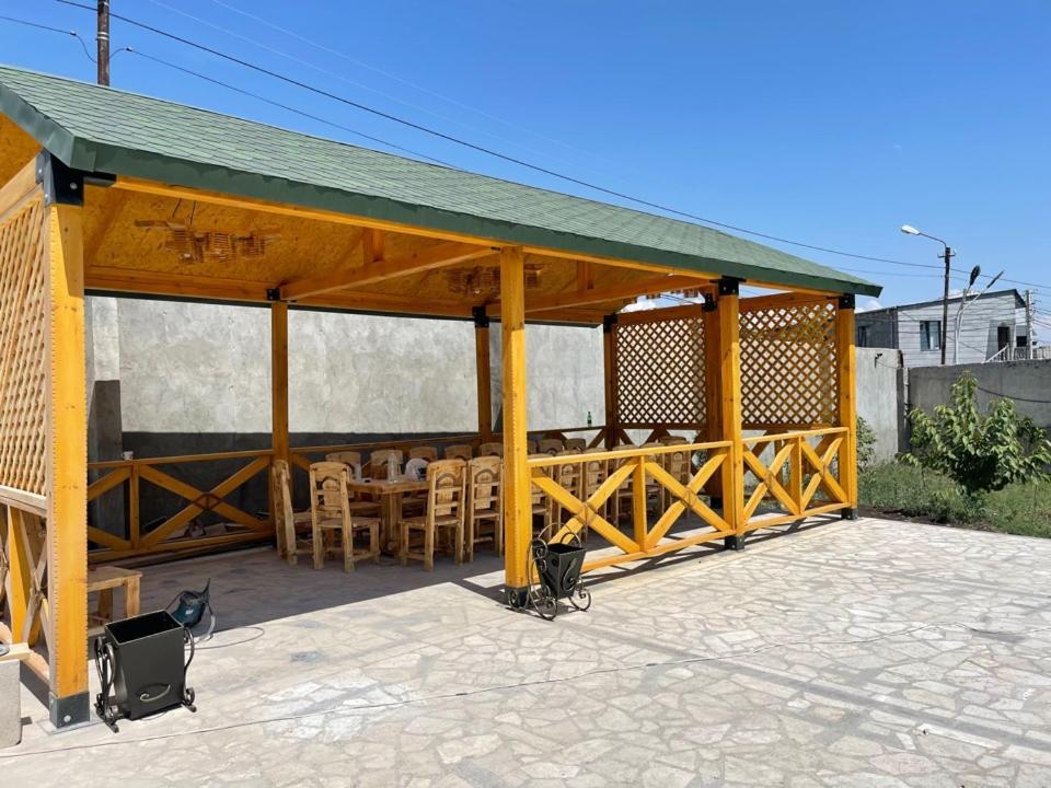 Golden Seconds Hotel Yerevan Ngoại thất bức ảnh
