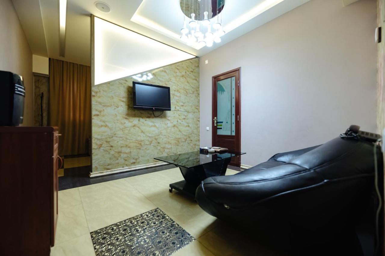 Golden Seconds Hotel Yerevan Ngoại thất bức ảnh