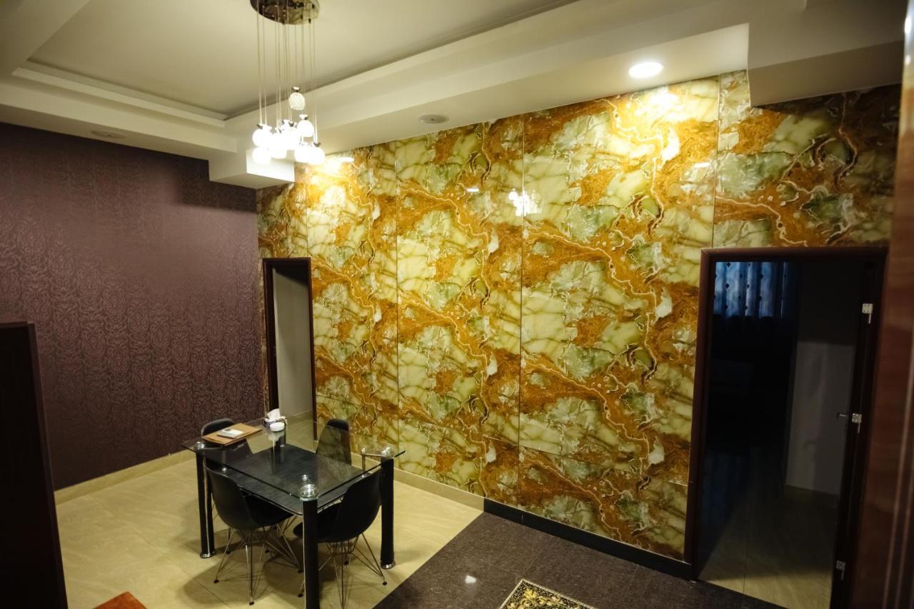 Golden Seconds Hotel Yerevan Ngoại thất bức ảnh