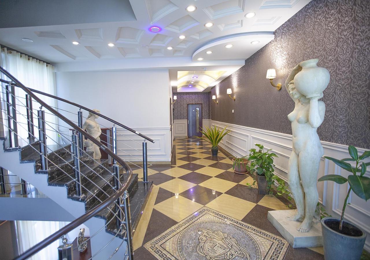 Golden Seconds Hotel Yerevan Ngoại thất bức ảnh
